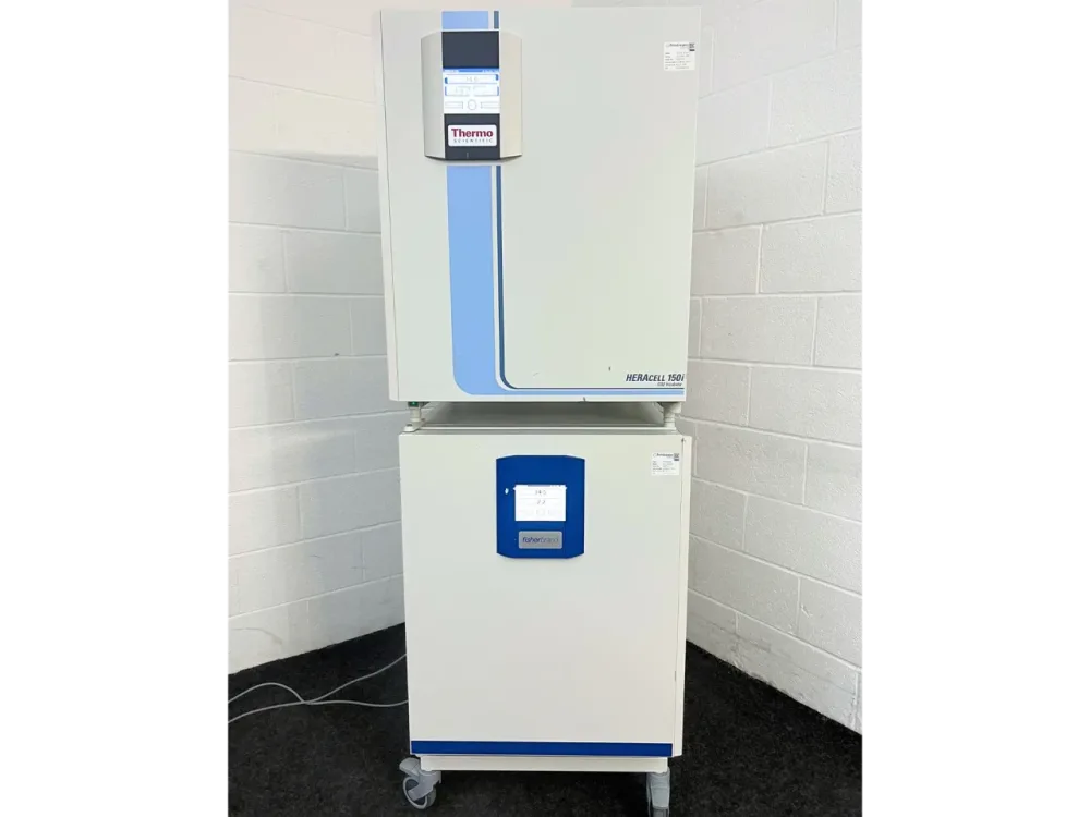 Fisherbrand Isotemp CO2 Incubator & HeraCell 150i