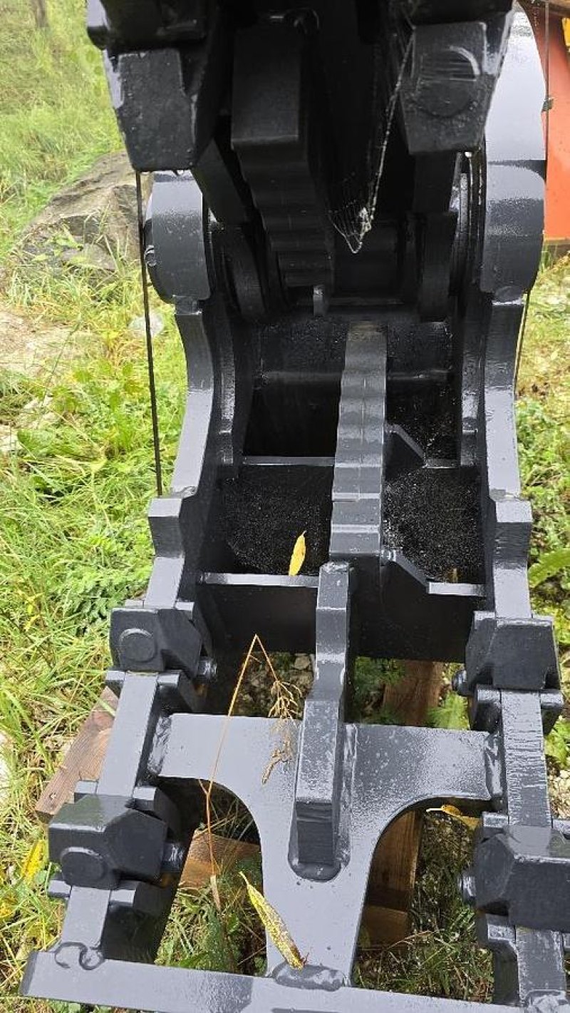 Mustang RH 16 Abbruchpulverisierer NEU