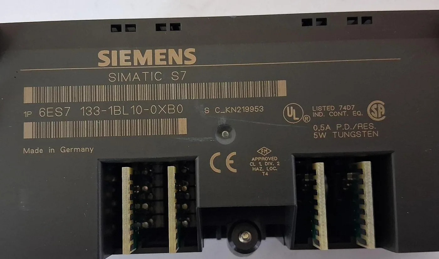 Siemens SIMATIC S7 ET 200B Digital I/O Modul 6ES7 133-1BL01-0XB0 - 2