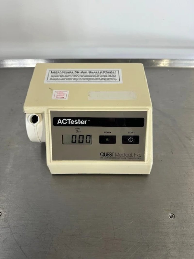 Quest Medical AC-Tester Gerinnungszeitmessgerät