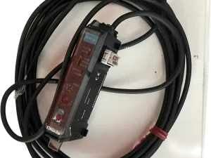 Keyence Lichtleiter Messverstärker