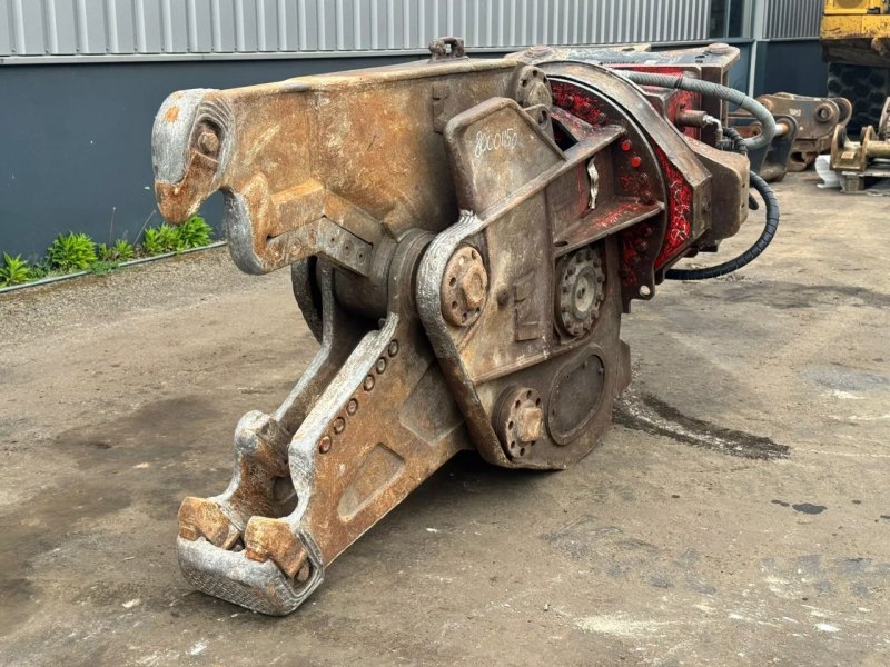Verachtert Demolition shear VTC 30 with oilquick 70/55