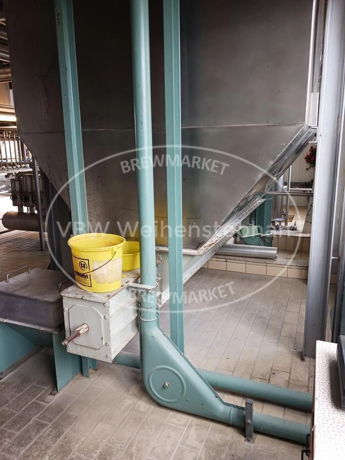 Grist bin - 4