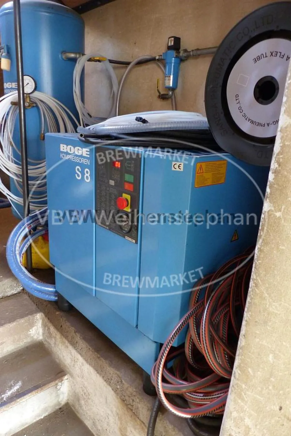 Air compressor