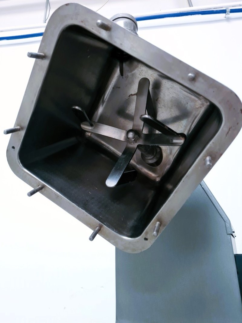 MESCOLATORE A CUBO – FYT