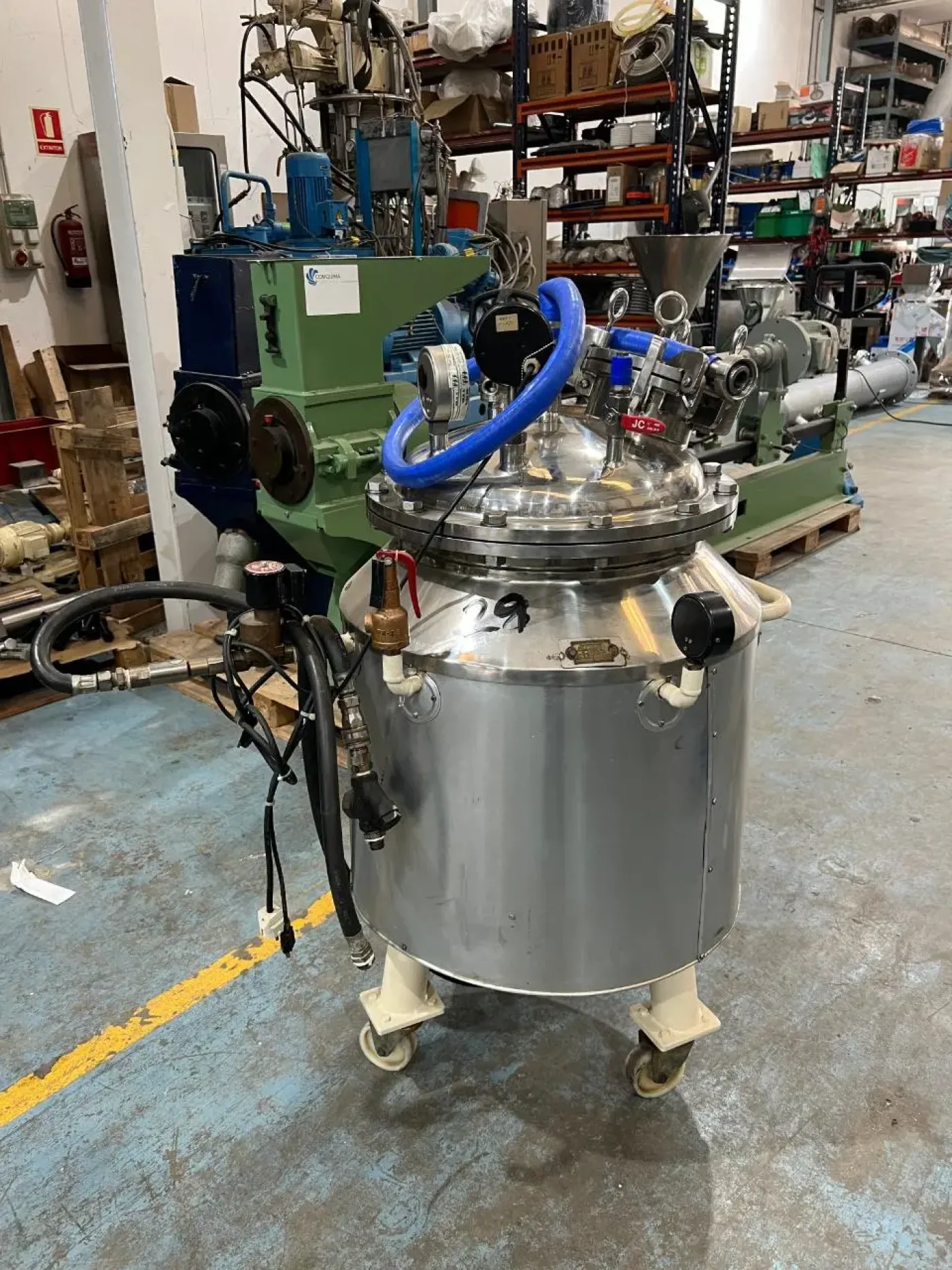 USED STAINLESS STEEL TANK WITH JACKET 100 LITERS - 1