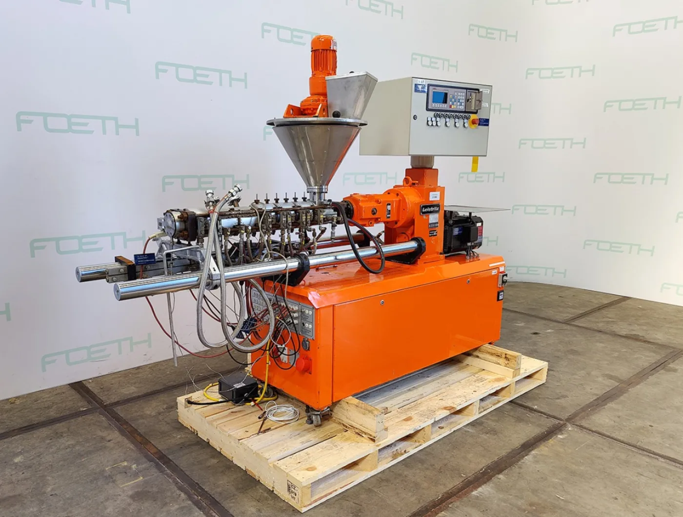 Leistritz LSM-30 34 GG - Double screw extruder - 4