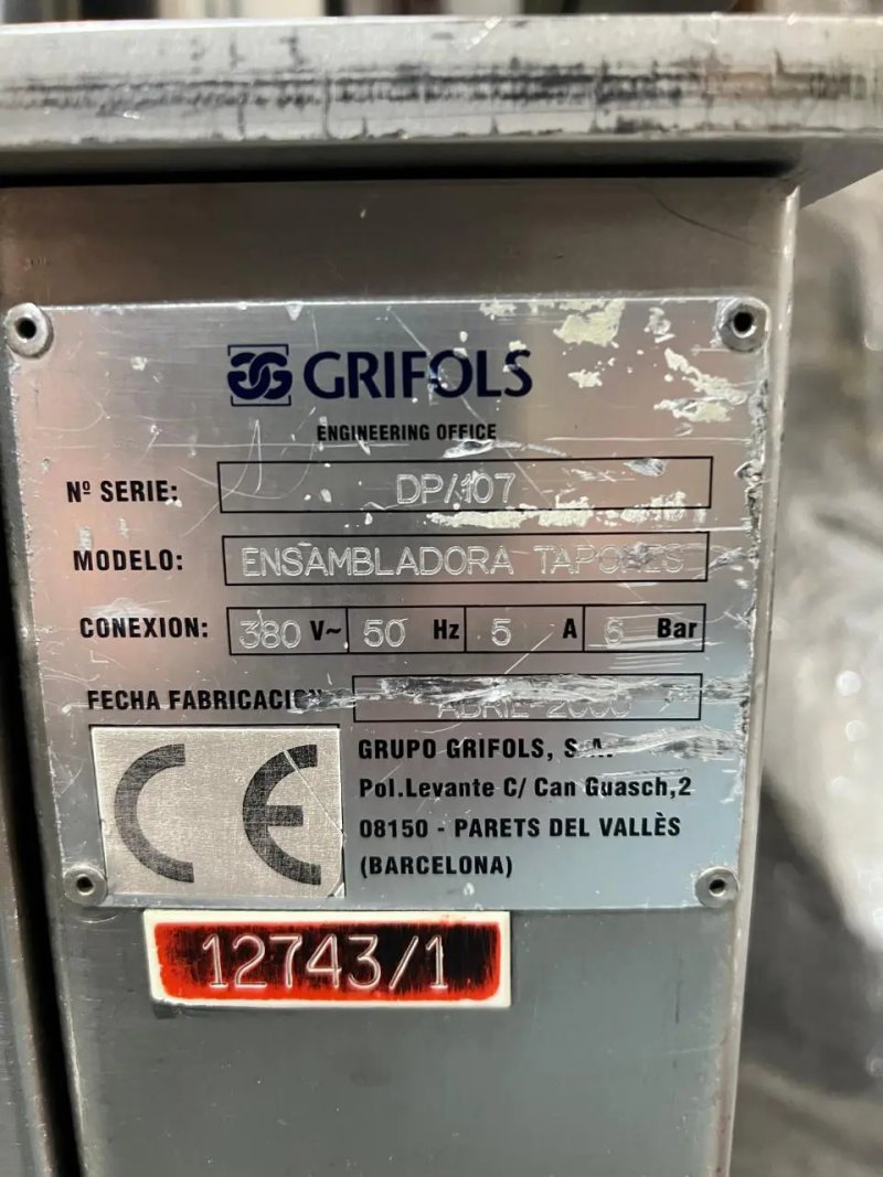 USED STAINLESS STEEL CAP ASSEMBLER