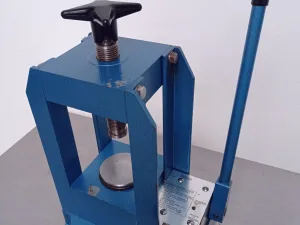 PRESSA PELLET DA LABORATORIO – SPECAC – MOD.15000