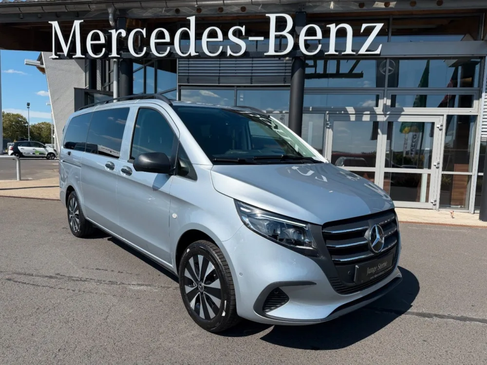 Mercedes Benz Vito 116 CDI Tourer 4x4 AHK2,5 DISTRONIC Stdh