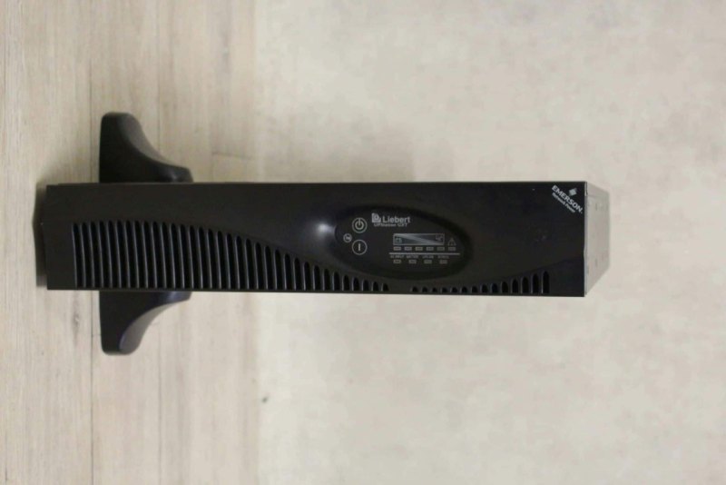 Liebert GXT2-2000RT120 UPS