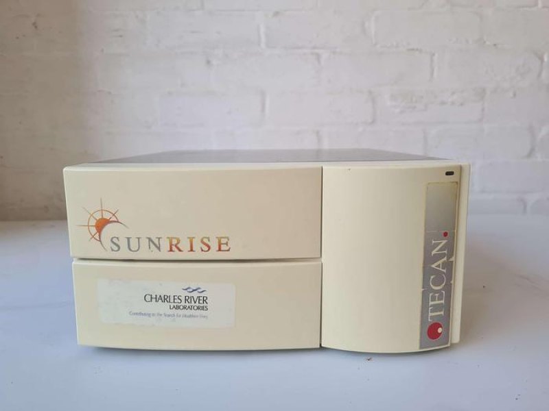 Tecan Sunrise Microplate Reader