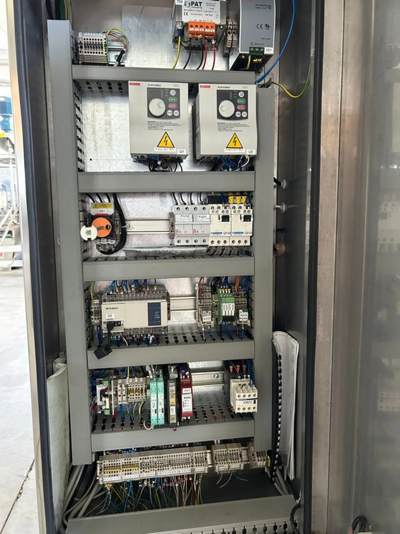 CAPSULE DISTRIBUTOR ROBINO E GALANDRINO, MODEL SUPERBLOC M 4, SECOND-HAND MACHINE - 4