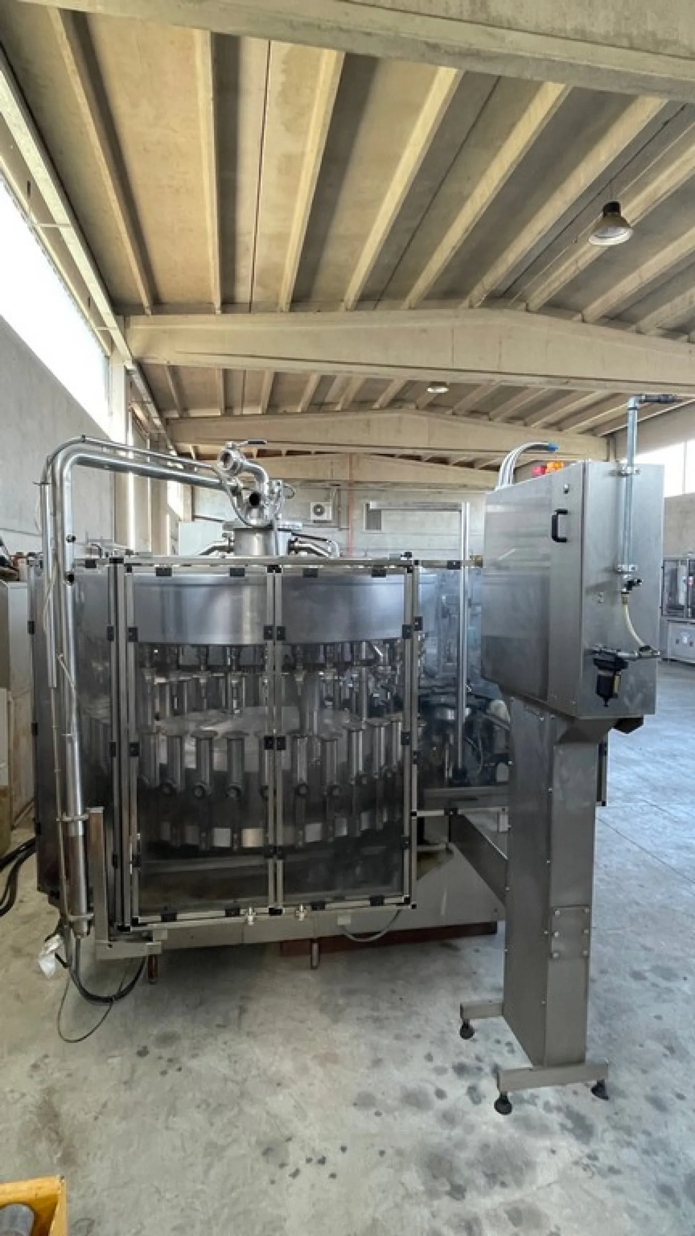 DEPRESSION FILLING MACHINE COBERT OLIMPIA WITH 40 VALVES FOR OIL, YEAR 1990, SECOND-HAND MACHINE - 6