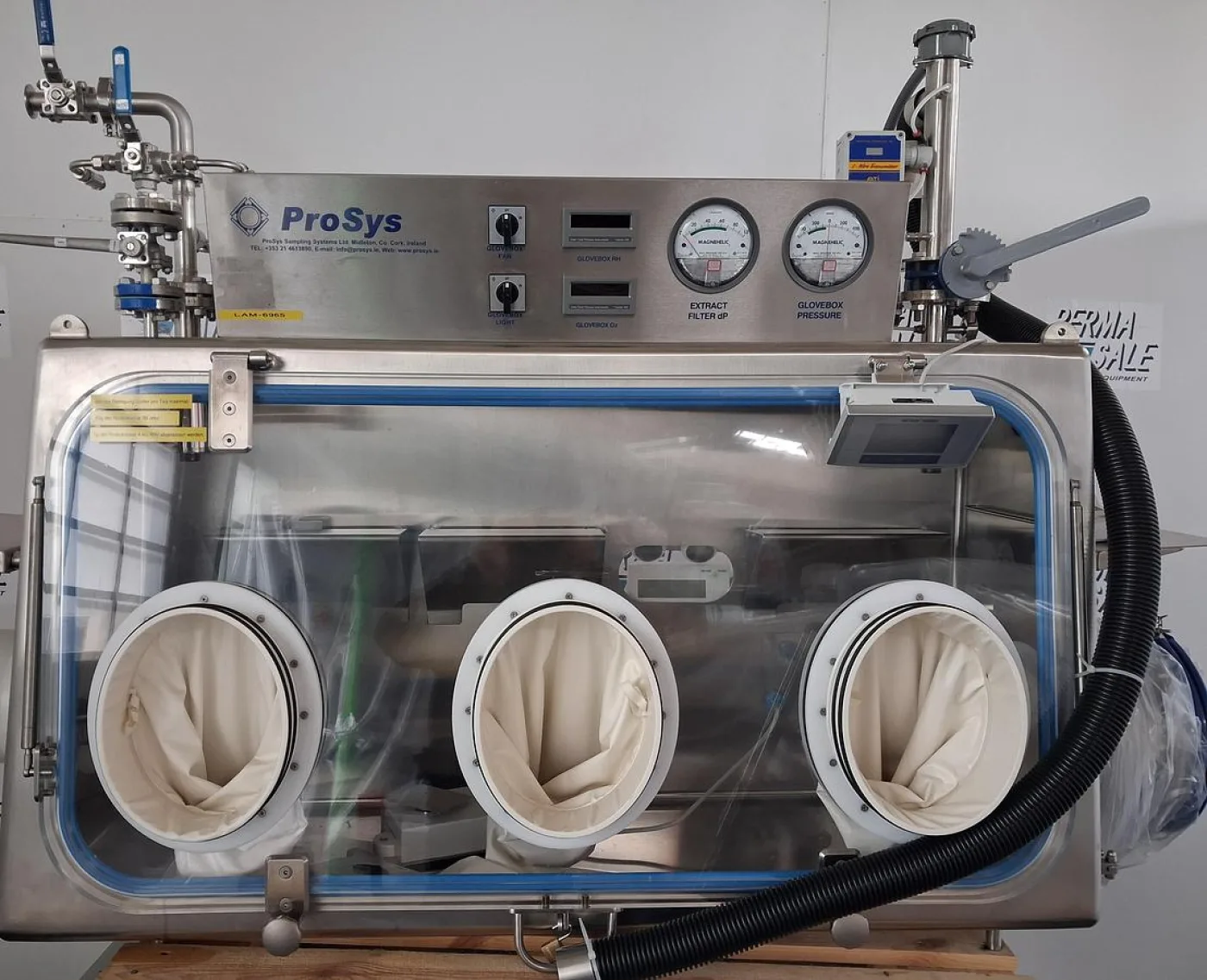 ProSys Sampling Systems Ltd. Glovebox Model 6001 - 3