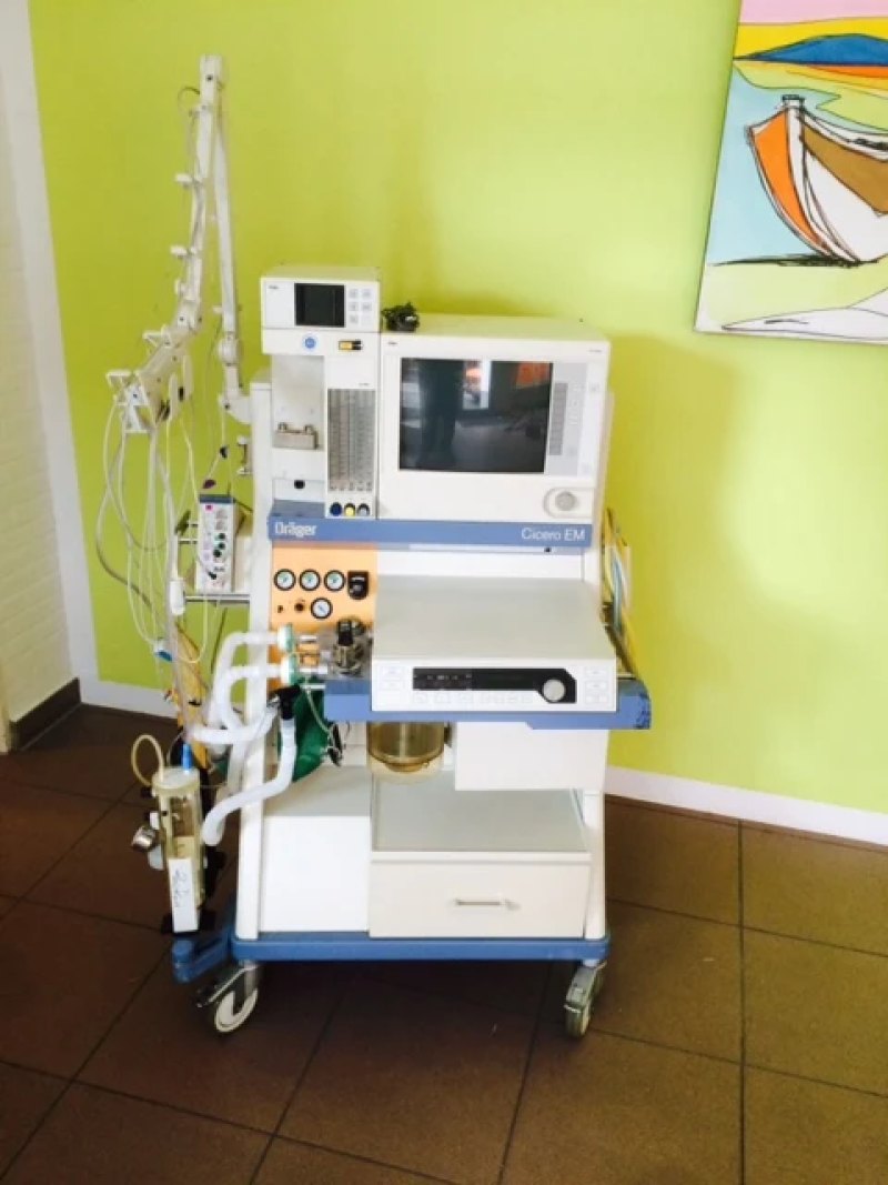 Dräger Cicero EM Narkosebeatmungsgerät
