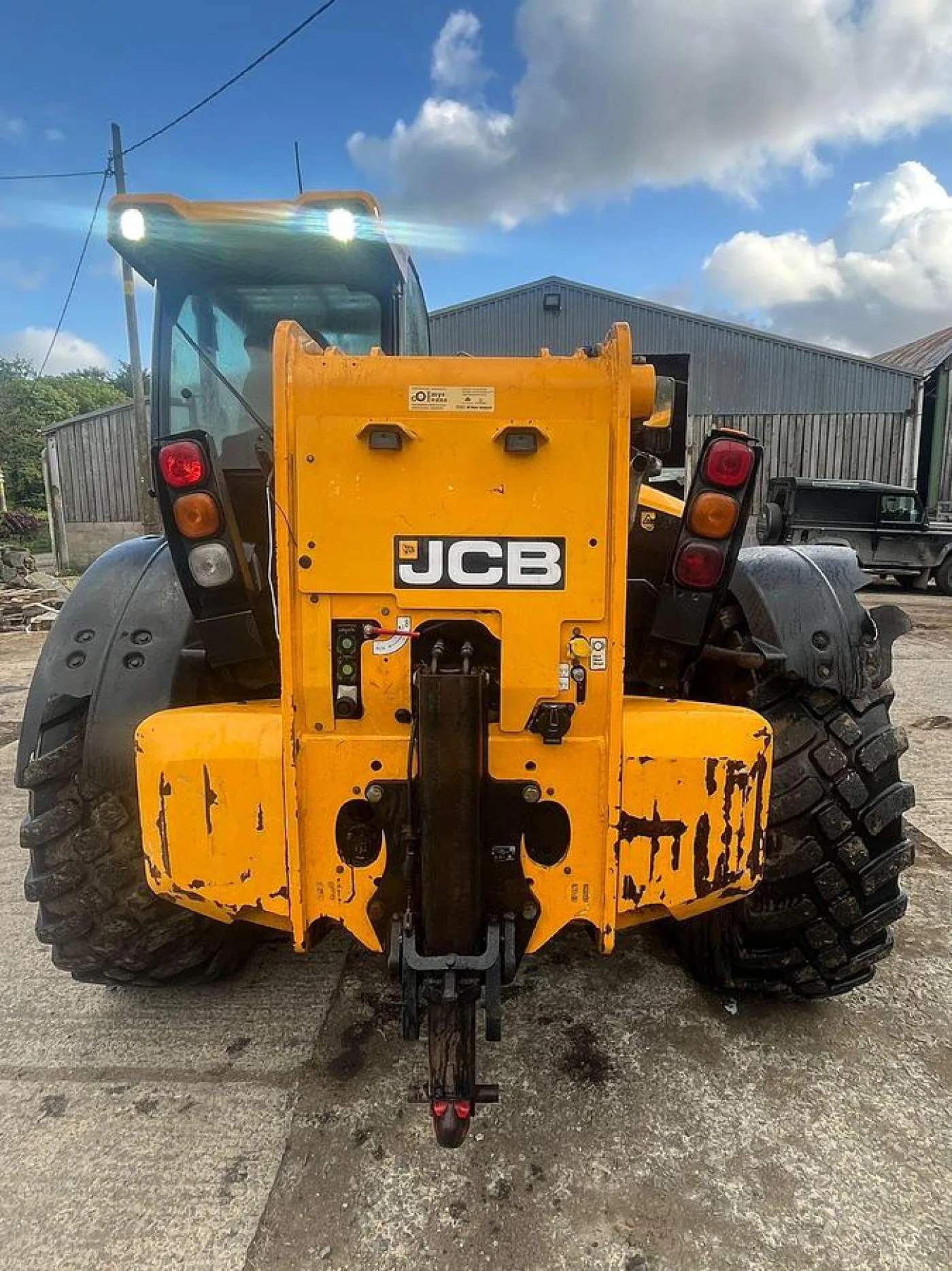 2017 JCB 560-80 Agri Telehandler - 3