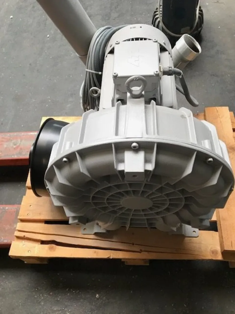 G. Denver Rietschle SAP 530 side channel compressor pump