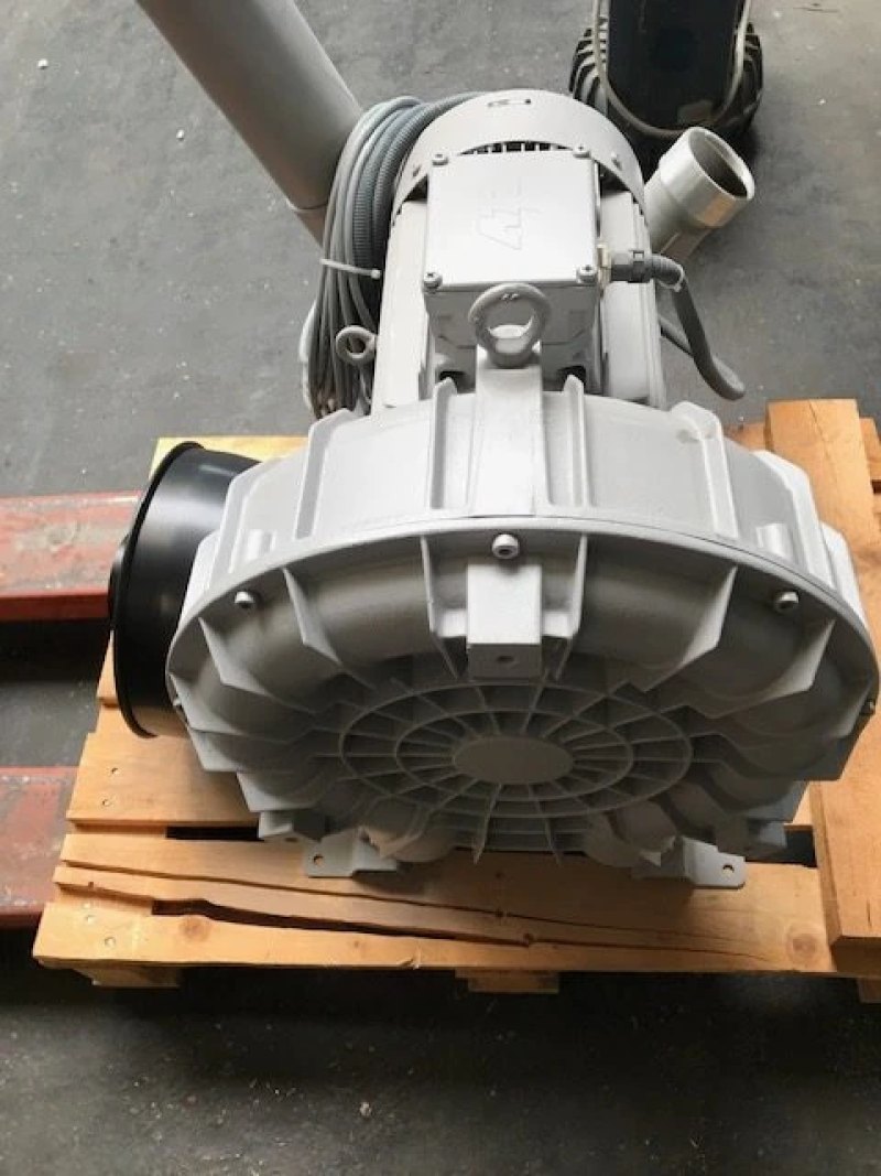 G. Denver Rietschle SAP 530 side channel compressor pump