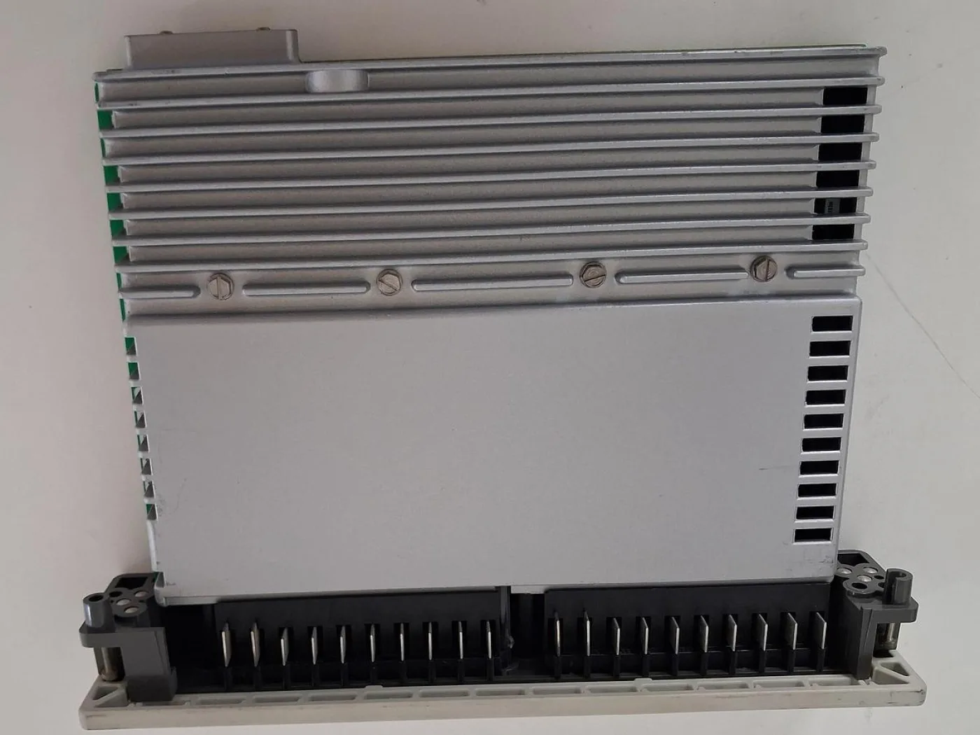 Modicon AS-B825-016 24 VDC Output Module - 7
