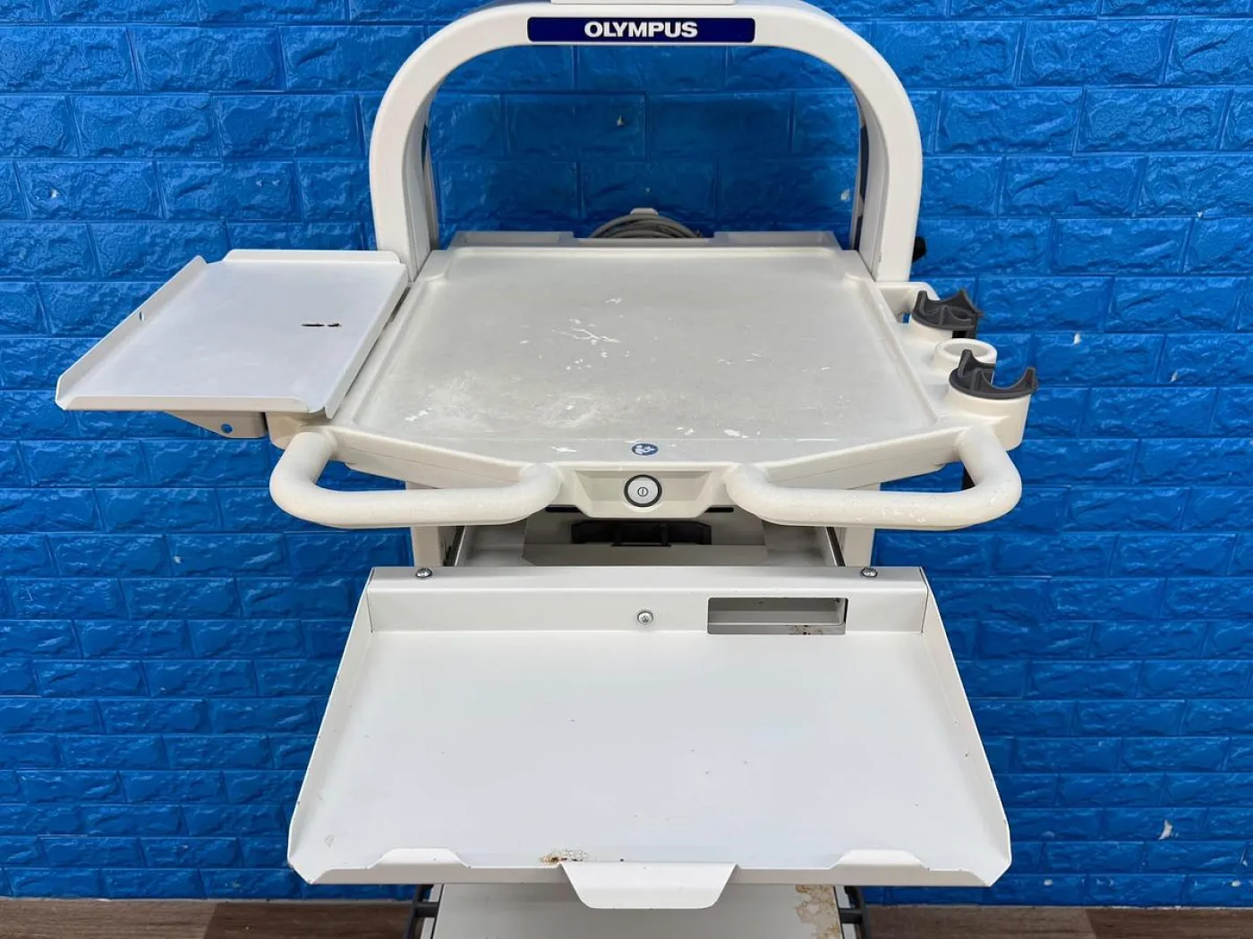 Olympus Trolley Model: WM-NP2 YOM: 2016 - 5