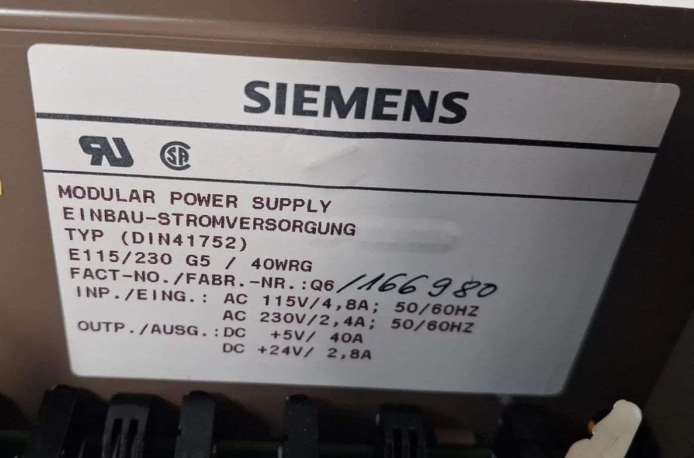 Siemens SIMATIC S5 Modulares Stromversorgungsmodul - 8