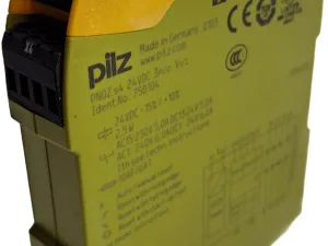 Pilz PNOZ s4 24VDC 3 n/o 1 n/c 750104