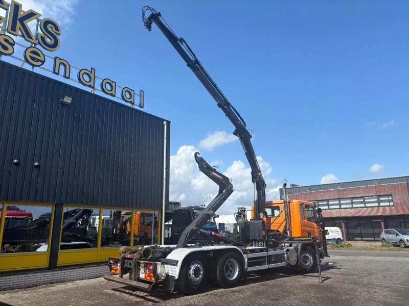 Scania P360 + HIAB 111BS-2 DUO + 6X2 + HOOKSYTEM + EURO 5 + 113,000KM!