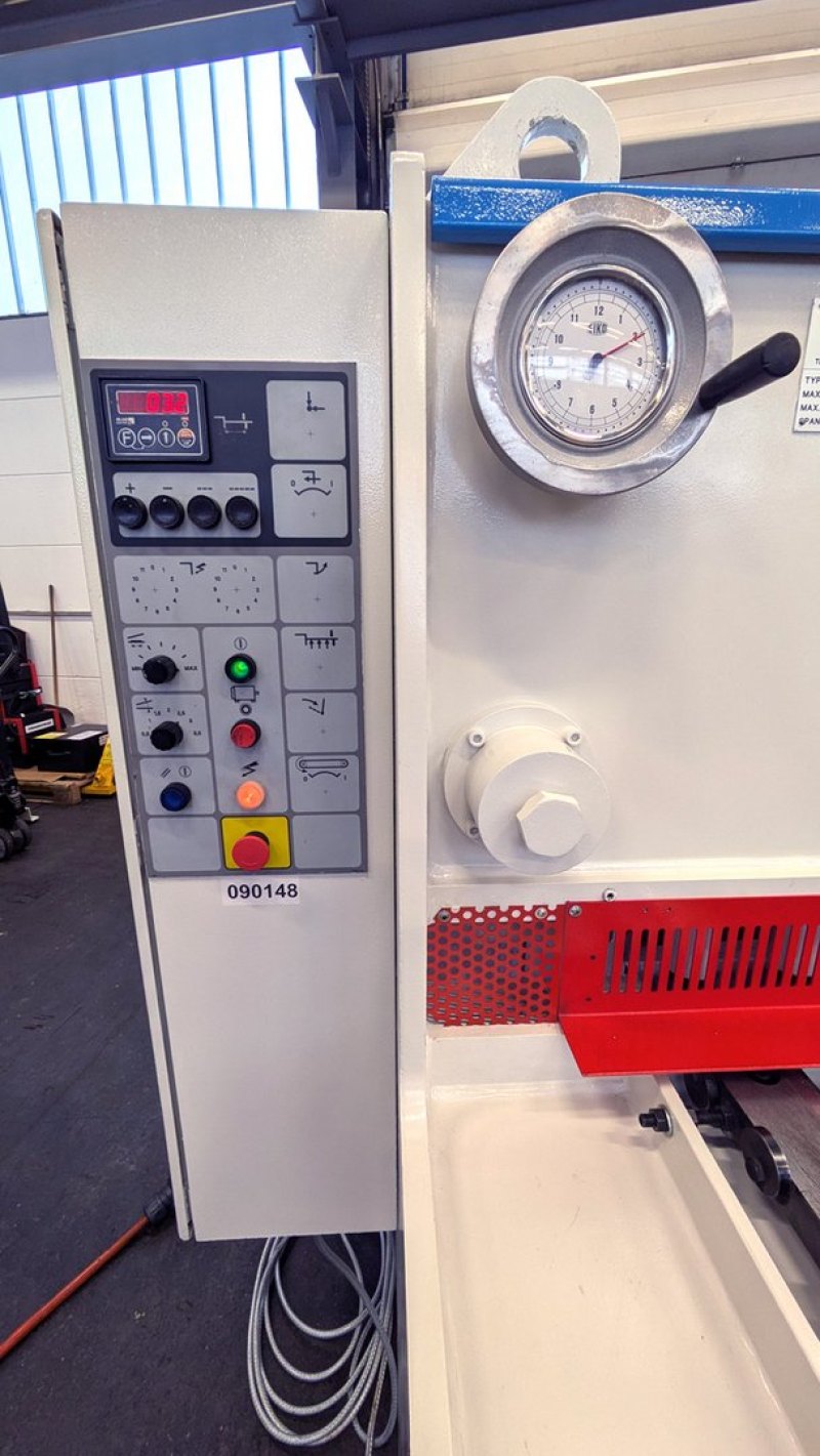 Hydraulische Tafelschere LVD LVD HST-C 31/6