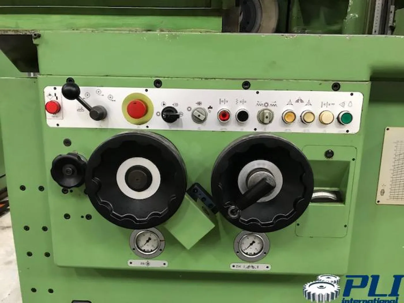 Gear grinding machine – Reishauer RZ 300E - 3