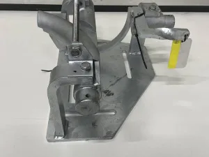 Switch left inside 90°. Tube height 15 cm. On plate