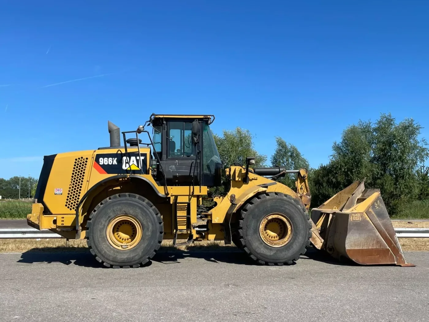 Caterpillar 966K - 6
