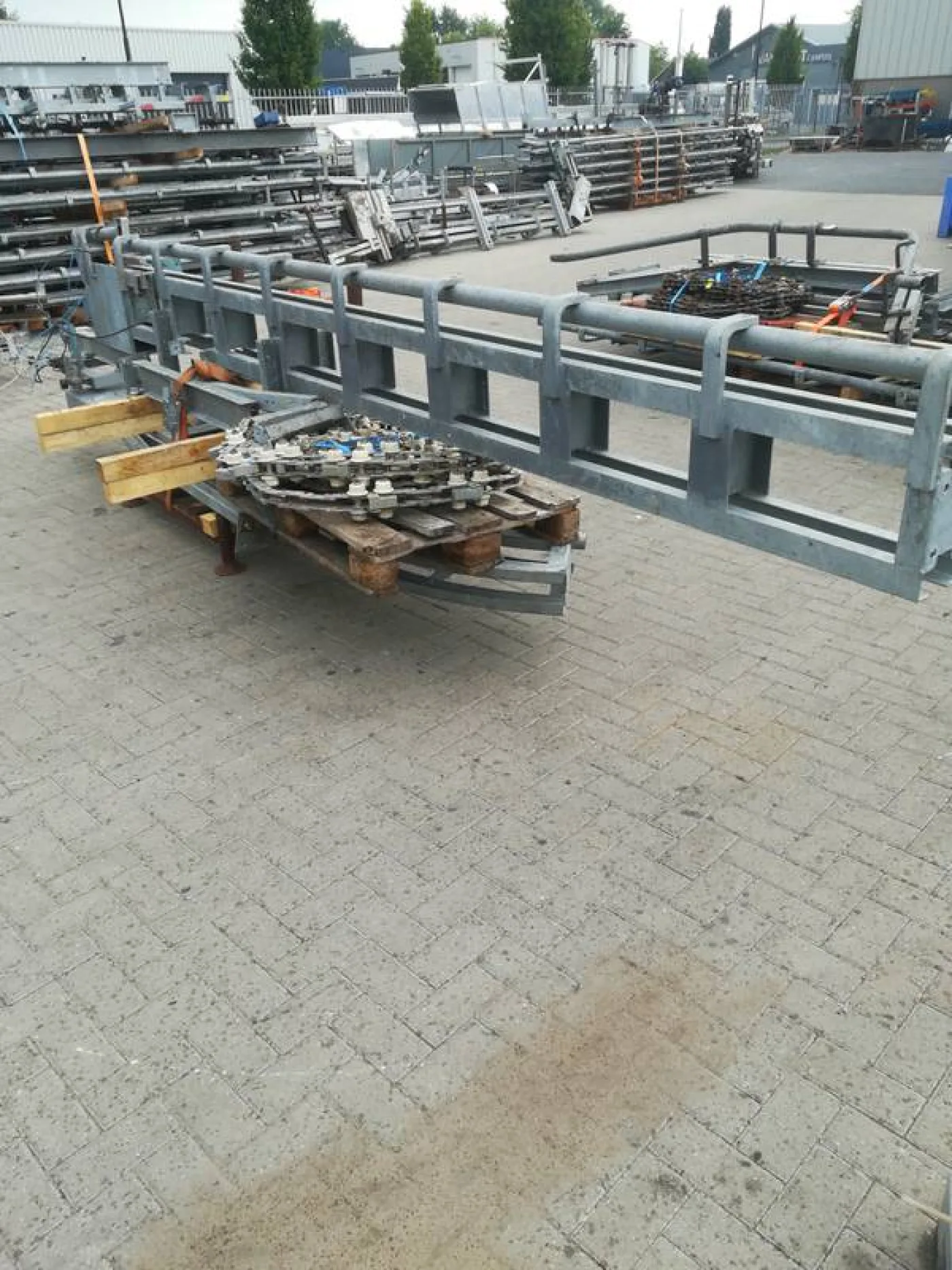 Conveyor lift - 4