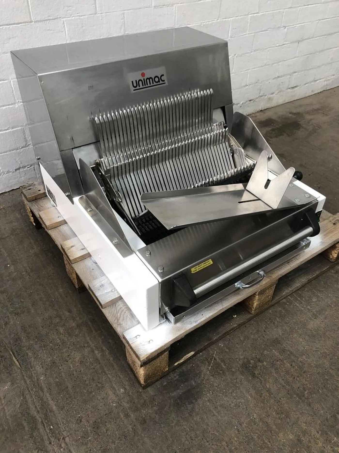 Unimac BS15 12mm Bread Slicer - 2