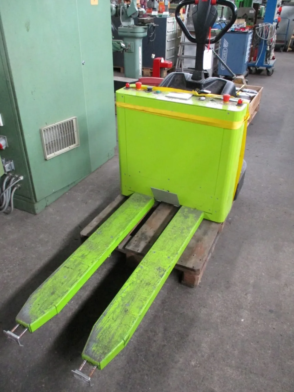 Paleti / FTF S-Electronic / LogisticJet 2013