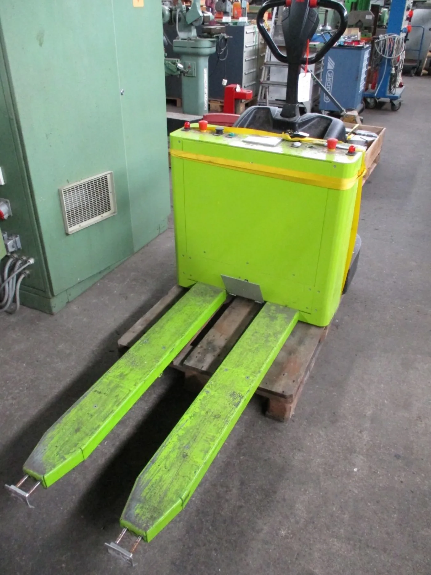 Paleti / FTF S-Electronic / LogisticJet 2013 - 1