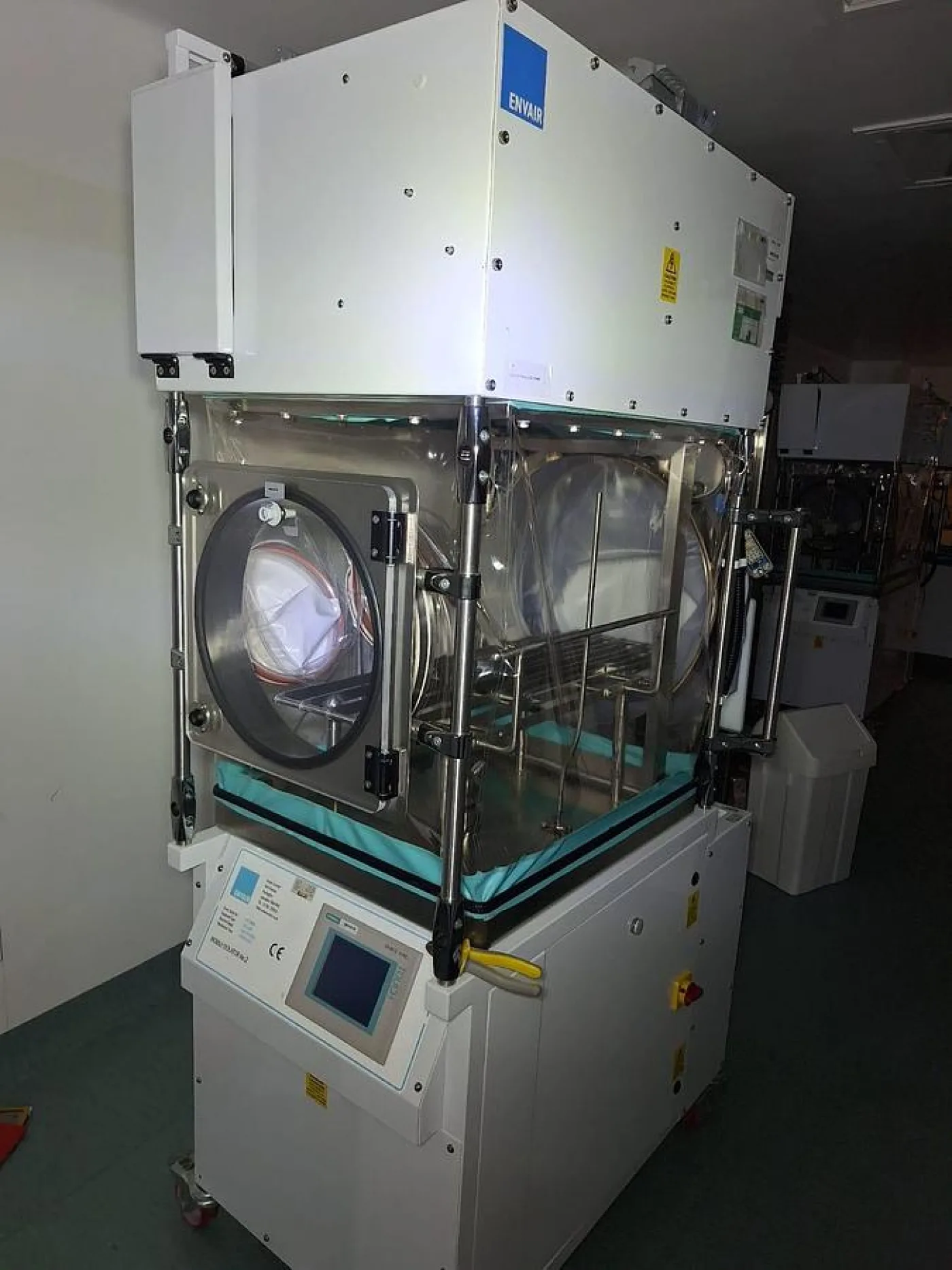 Envair ISO1 -304 Mobile Isolator safety cabinet - 3