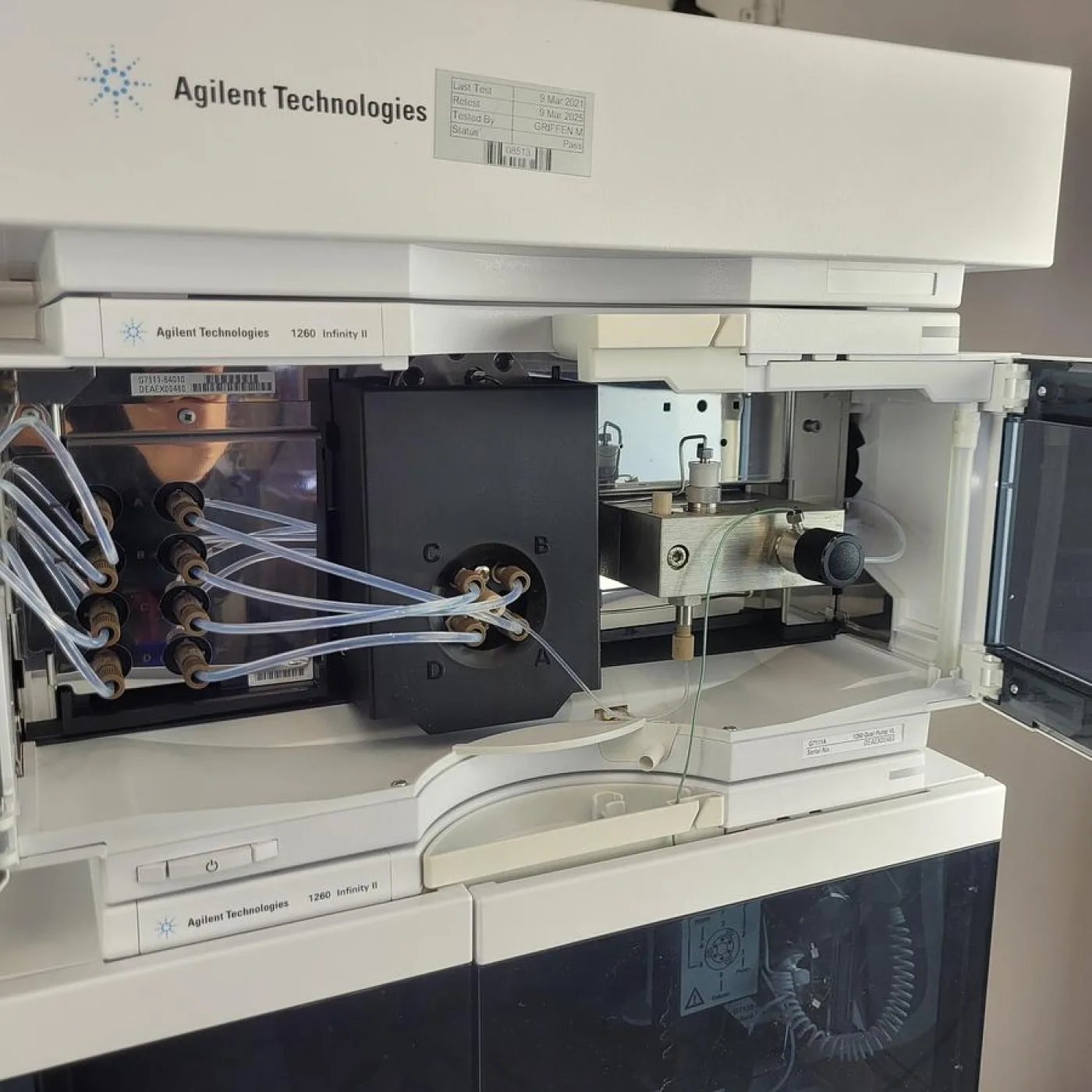 Agilent Cary 1260 infinity HPLC system - 4