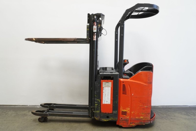 Hochhubwagen Linde D 14 SP 133 (2020)