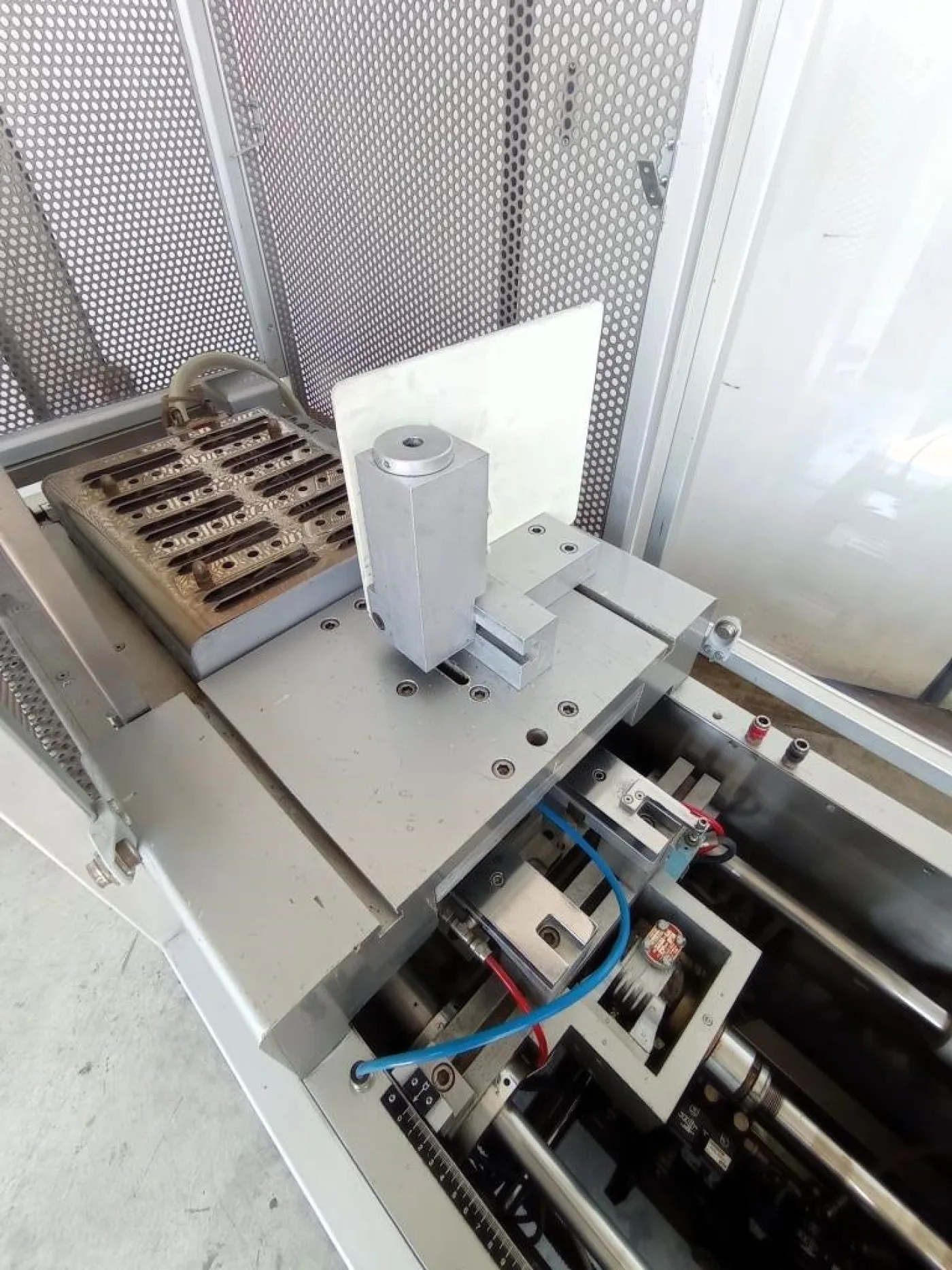 TERMOFORMATRICE – FARMO RES – MOD. K230 - 3