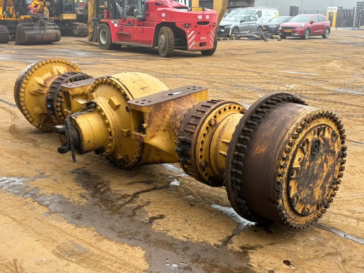 Caterpillar 990 axle - 7