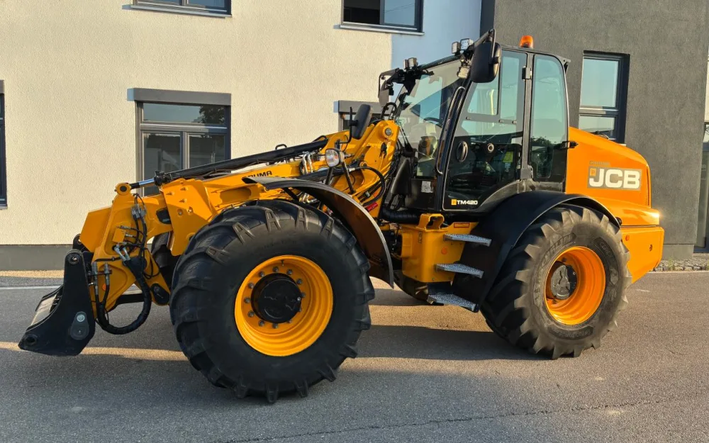 Teleskoplader JCB TM 420 T4F