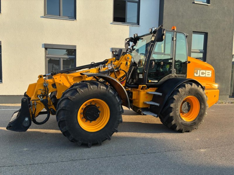 Teleskoplader JCB TM 420 T4F