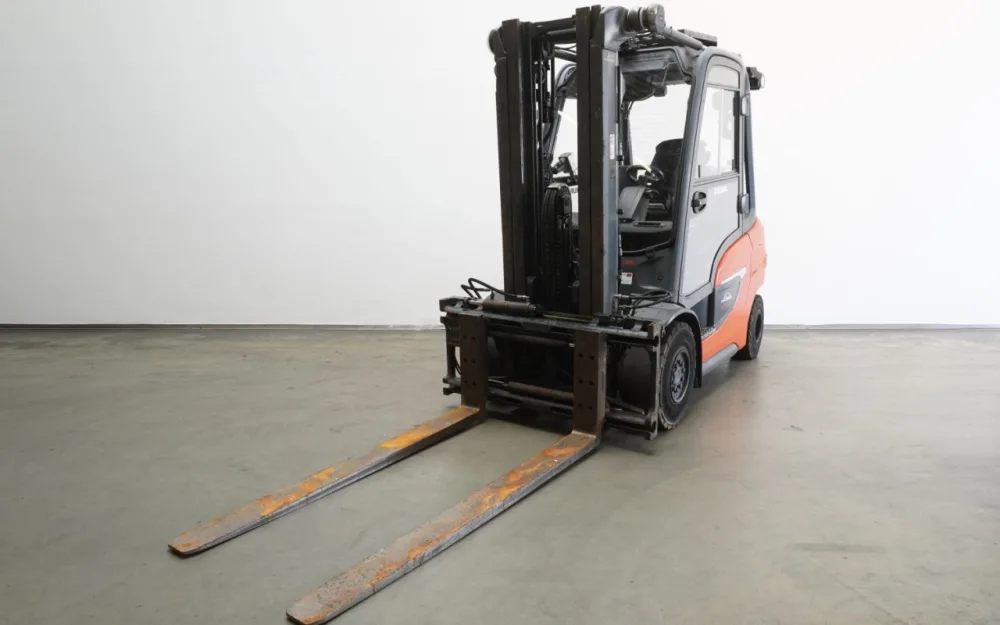 Frontstapler Linde H 35 T 1202 (2020)