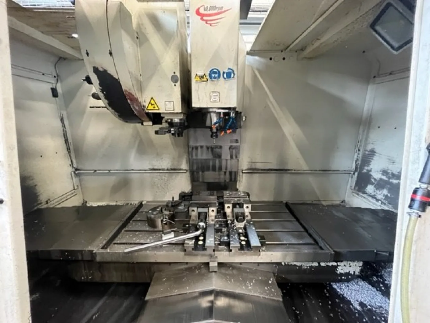 CNC Vertical Machining Center – FADAL VMC 4525 - 5