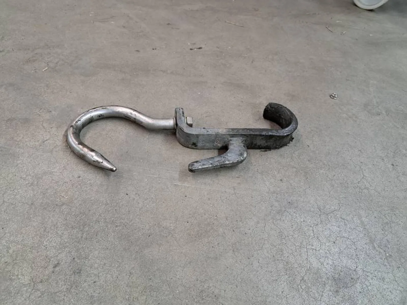 Sliding hook - 2