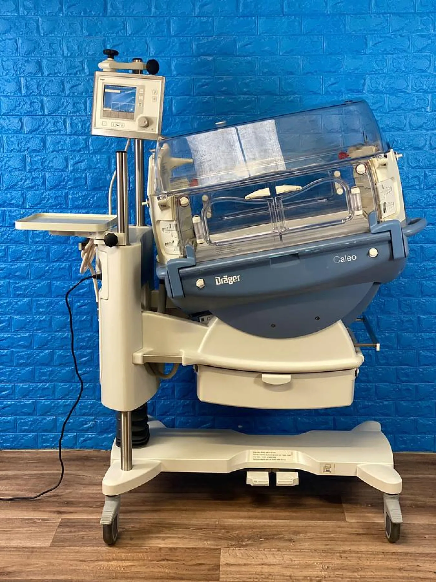 Dräger Baby Incubator Caleo YOM:2009 - 8
