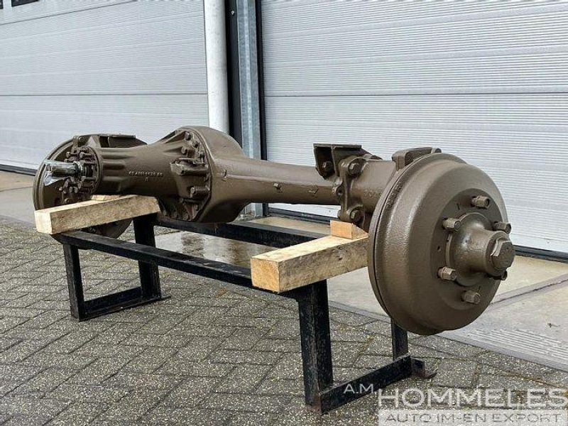 Unimog 404 Rear Axle