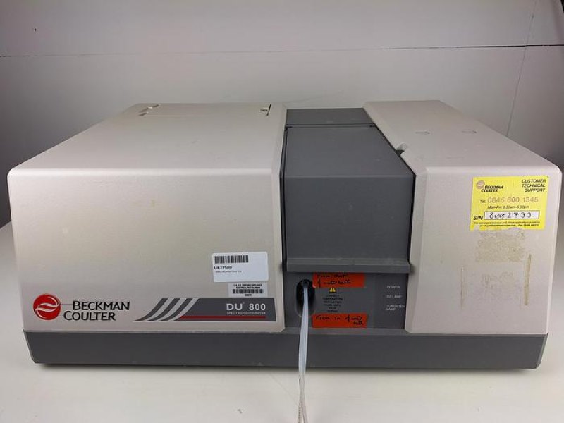 Beckman Coulter DU 800 UV-Vis Spectrophotometer