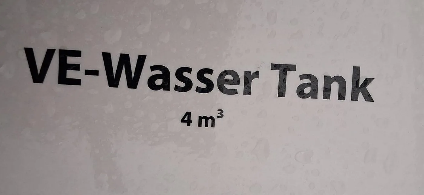 SG Water Umkehrosmoseanlage, Typ RO-1000 S, kombiniert mit einem 4 m³ Prozesswassertank - 6